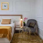 Hotel Corner 4*