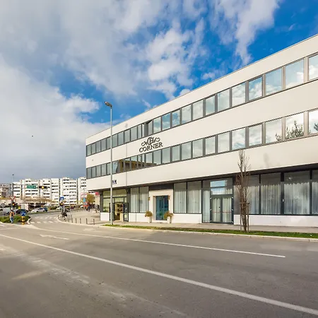 Ξενοδοχείο Corner