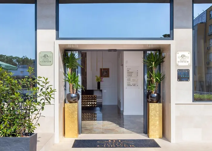 Corner Ξενοδοχείο 4*