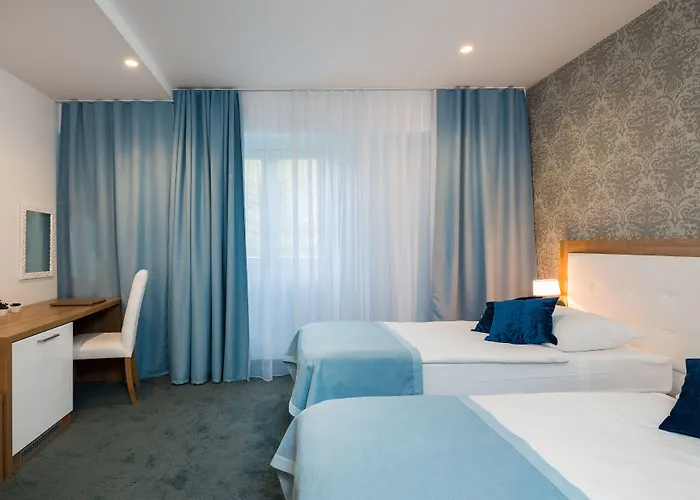 Ξενοδοχείο Corner 4*