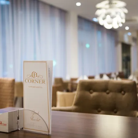 Corner Hotell