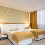 Hotel Corner